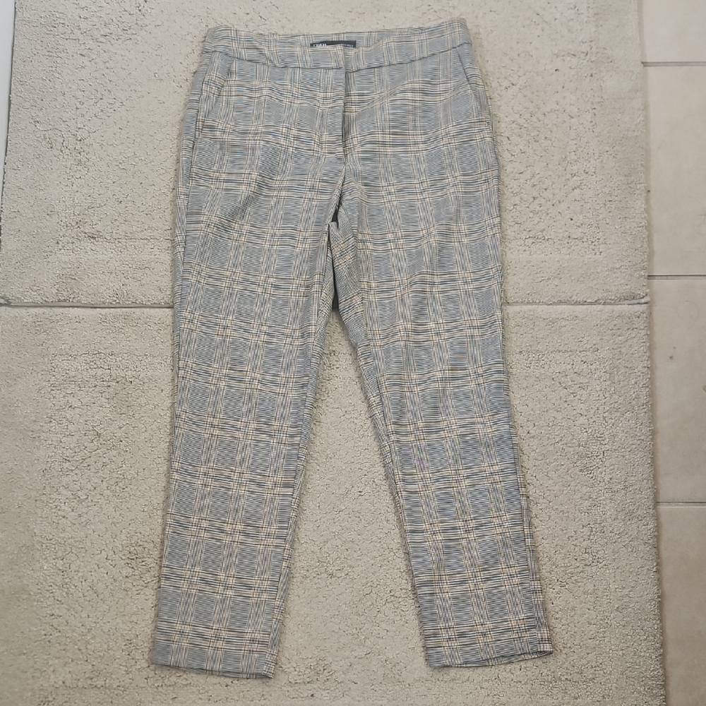 Zara Women's Plaid Gray Checkered Trousers Size Medium - Picture 2 of 6